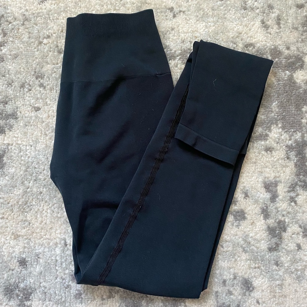 ALPHALETE amplify leggings